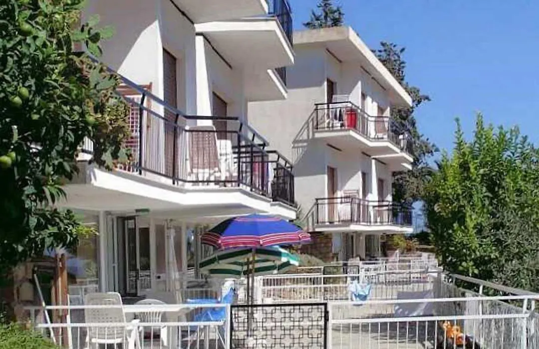 Residence La Carruba-1